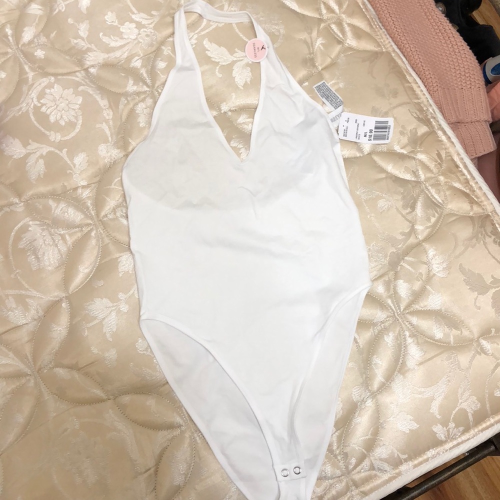 WHITE HALTER BODYSUIT